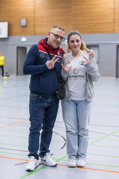 Bild 282 - B2 Loewinnen Cup